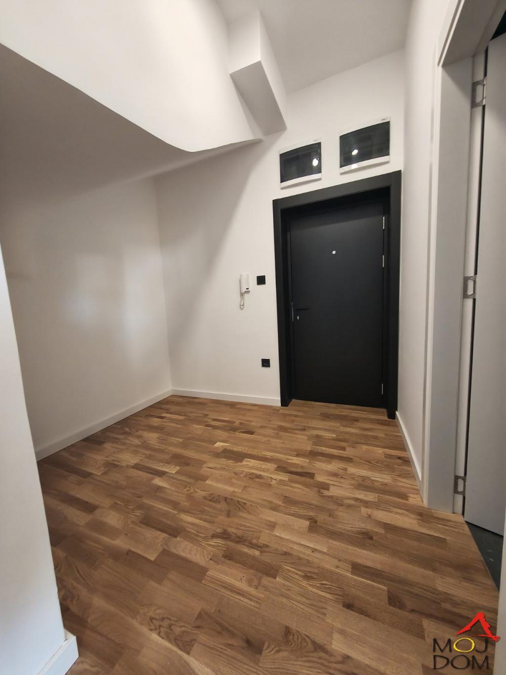 Slika 0 - Stan,NOVI SAD,TELEP,kv: 47, € 132870, ID: 1032835