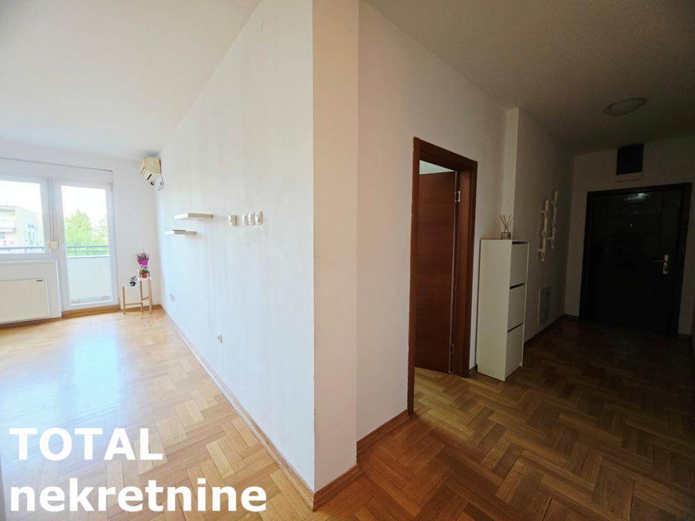 Slika 7 - Stan,NOVI SAD,NOVA DETELINARA,kv: 53.00, € 140450, ID: 1103330