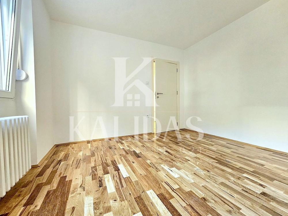 Slika 5 - Stan,NOVI SAD,ŽELEZNIČKA STANICA,kv: 95, € 277000, ID: 1009086