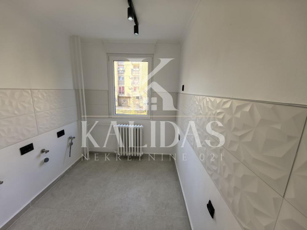 Slika 5 - Stan,NOVI SAD,LIMAN 3,kv: 71, € 254500, ID: 1009076