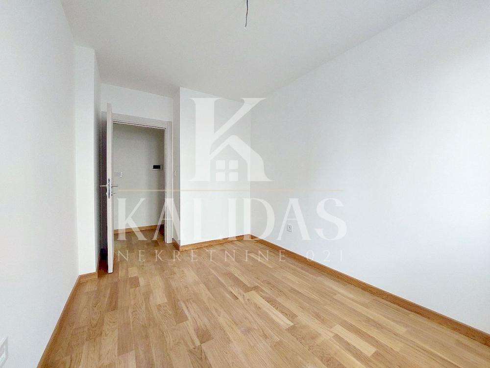 Slika 7 - Stan,NOVI SAD,PODBARA,kv: 63, € 208500, ID: 1009067