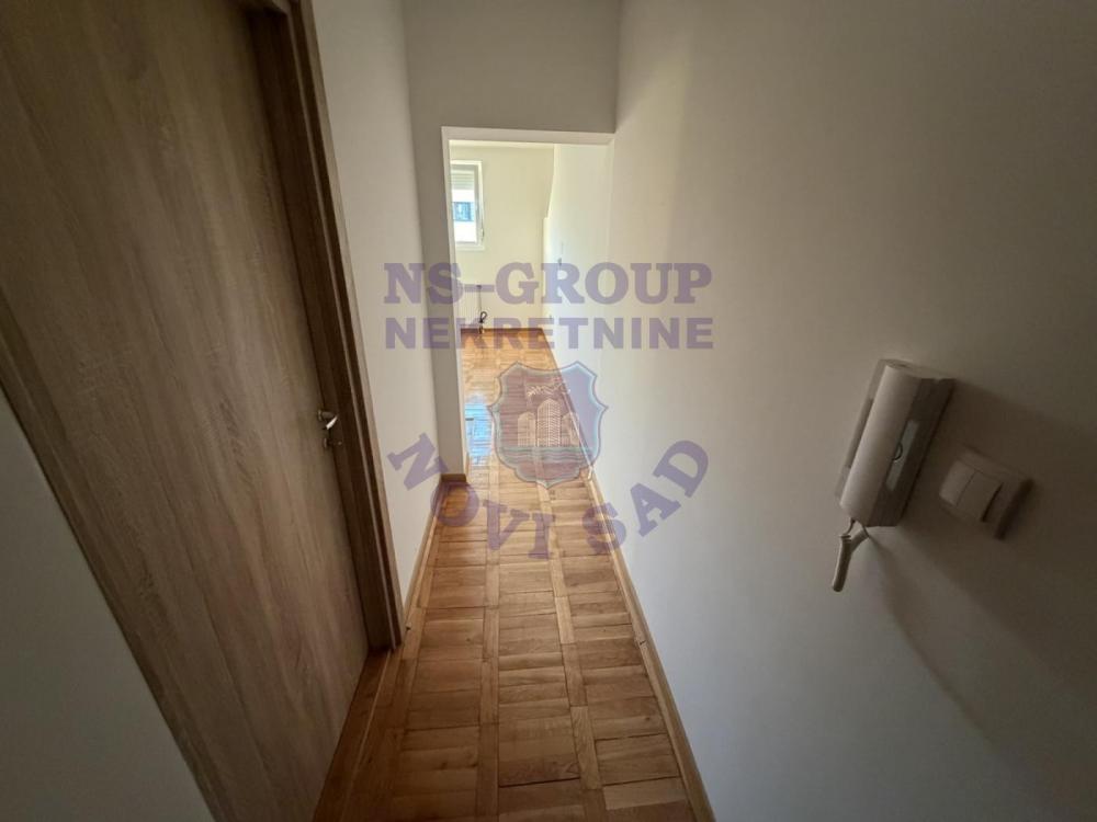 Slika 4 - Jednoiposoban na Telepu - 25m2 !