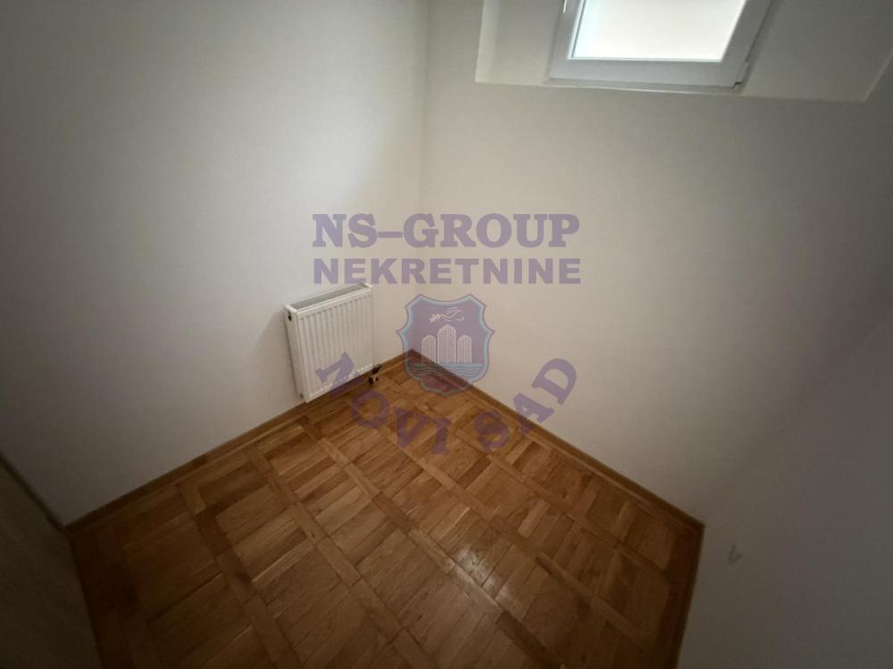 Slika 6 - Jednoiposoban na Telepu - 25m2 !