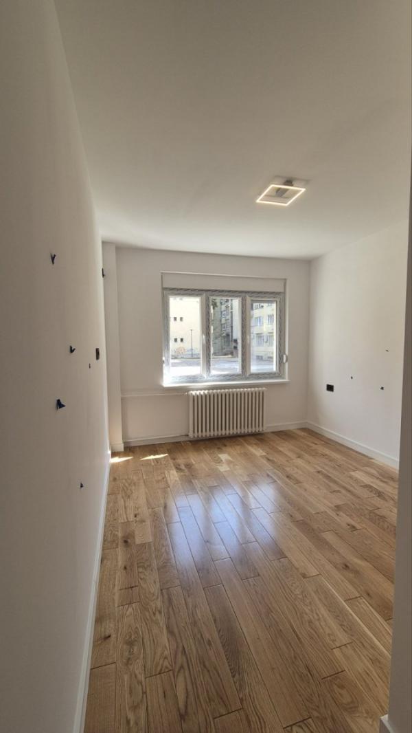 Slika 2 - Stan,NOVI SAD,CENTAR,kv: 67.00, € 226600, ID: 1059830