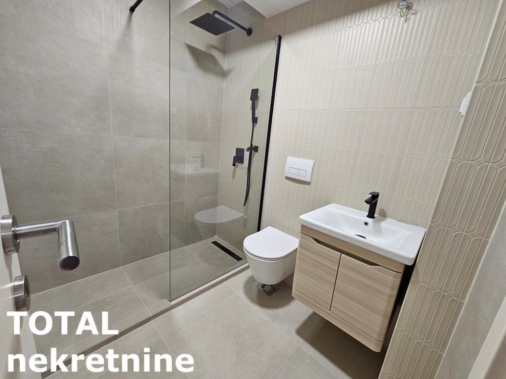 Slika 11 - Stan,NOVI SAD,ZELEZNICKA STANICA,kv: 99.00, € 269000, ID: 1103353