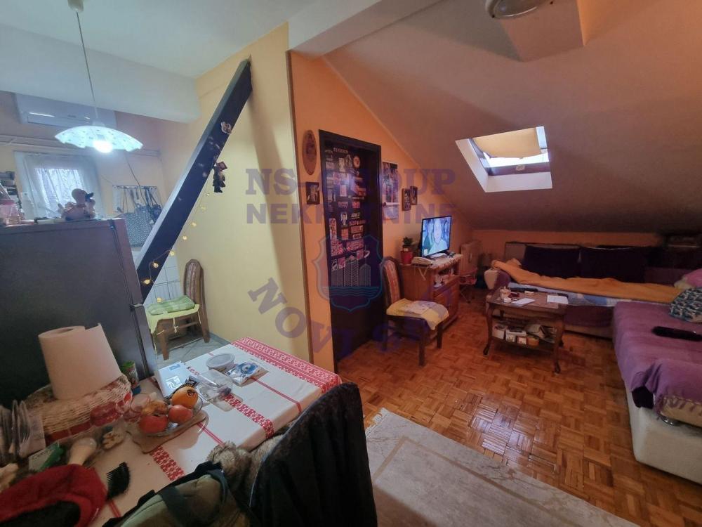Slika 0 - Stan sa spavacom sobom Novo Naselje 