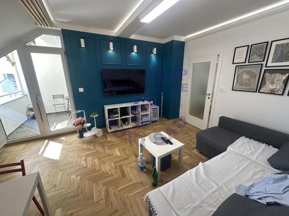 Slika 1 - Dvosoban, 46m2, Grbavica Novi Sad, sa terasom, ima lift