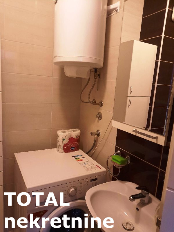 Slika 4 - Stan,NOVI SAD,TELEP,kv: 27.00, € 88000, ID: 1103179