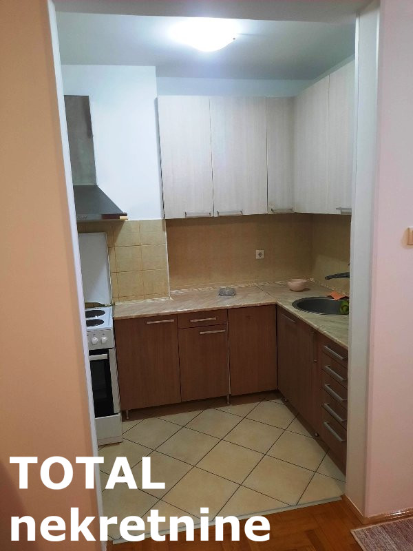 Slika 6 - Stan,NOVI SAD,TELEP,kv: 27.00, € 88000, ID: 1103179
