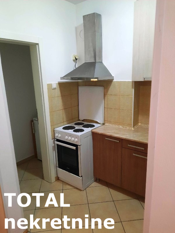 Slika 7 - Stan,NOVI SAD,TELEP,kv: 27.00, € 88000, ID: 1103179