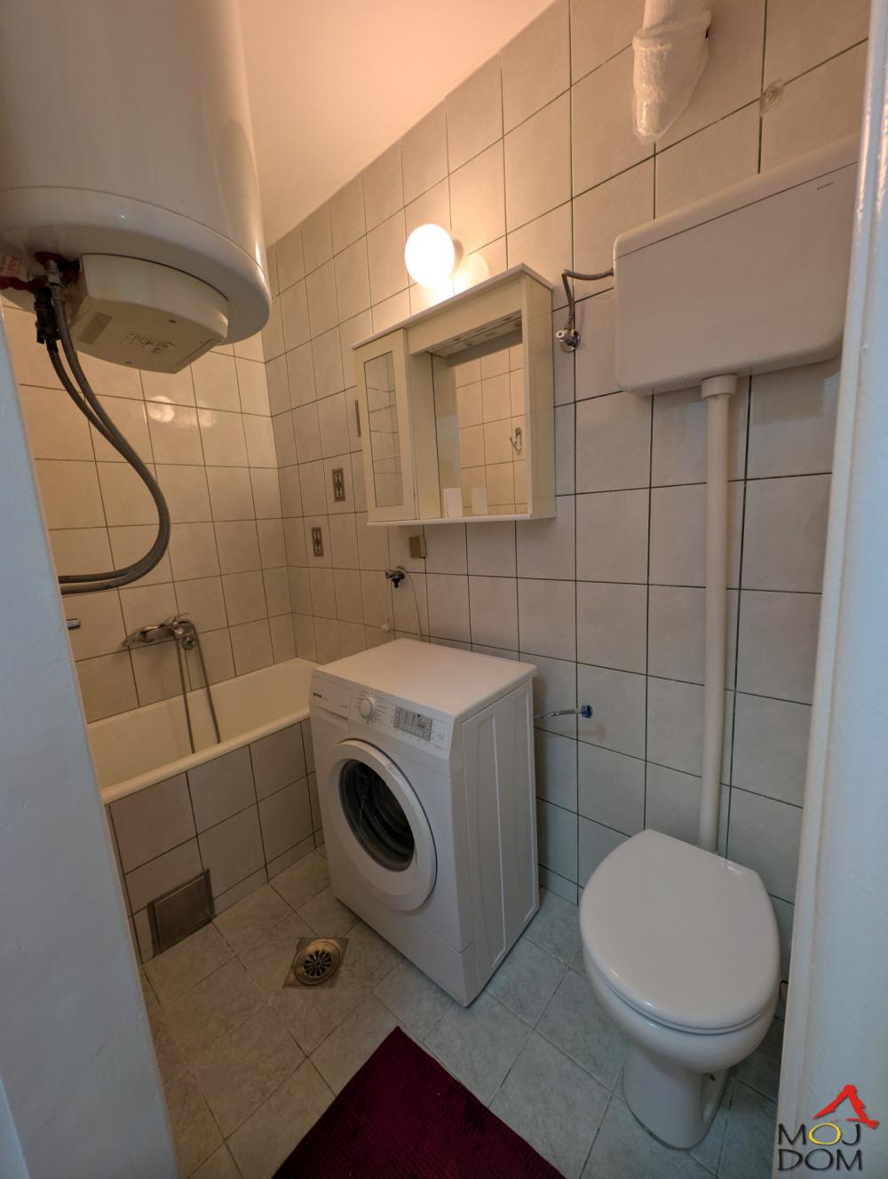 Slika 7 - Stan,NOVI SAD,DETELINARA,kv: 51, € 125000, ID: 1032982