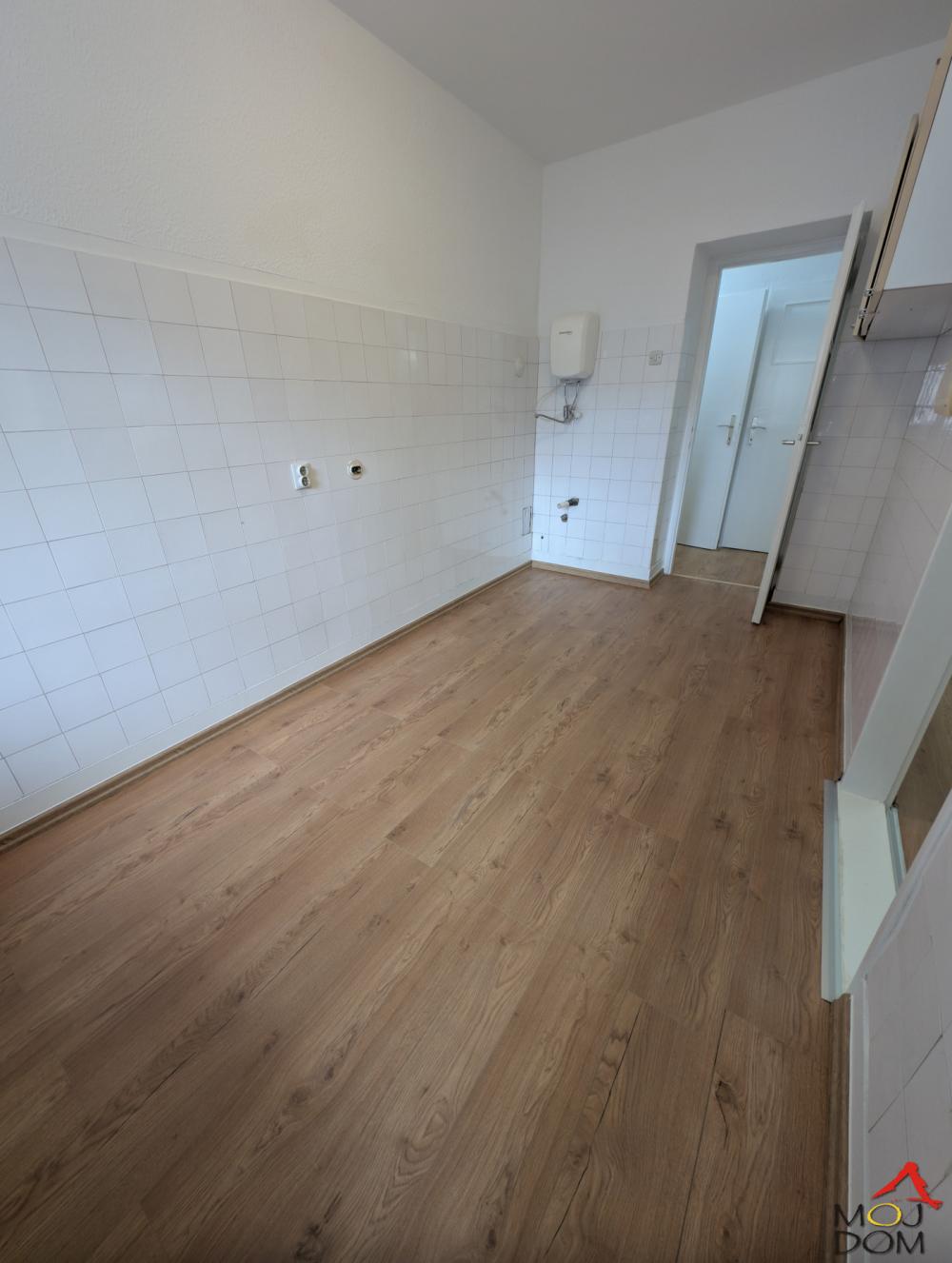 Slika 6 - Stan,NOVI SAD,DETELINARA,kv: 51, € 125000, ID: 1032982