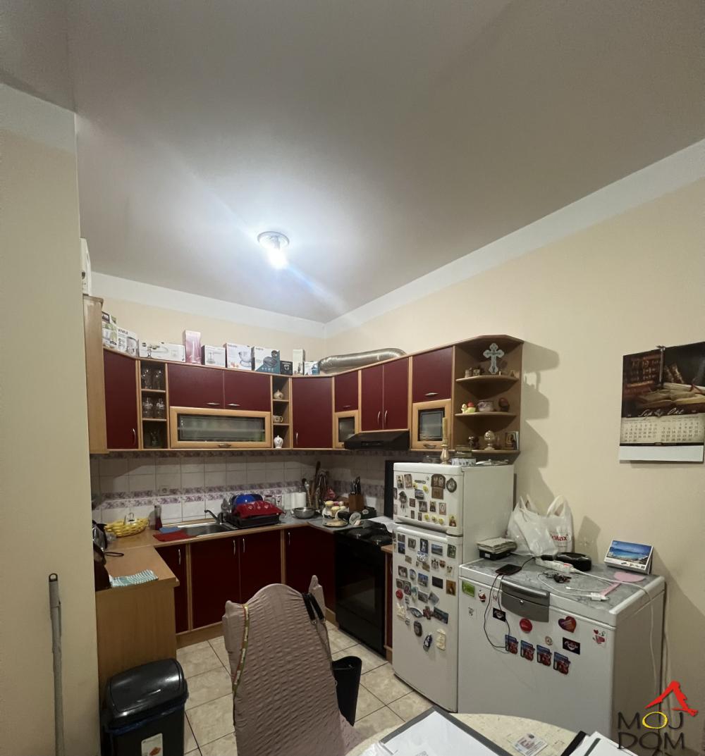 Slika 2 - Stan,NOVI SAD,GRBAVICA,kv: 69, € 274300, ID: 1032985