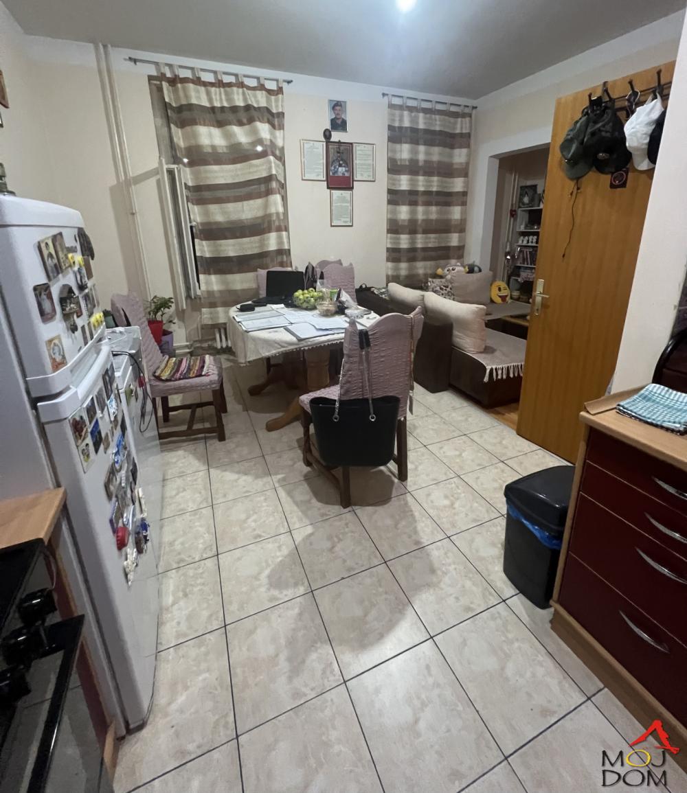 Slika 4 - Stan,NOVI SAD,GRBAVICA,kv: 69, € 274300, ID: 1032985