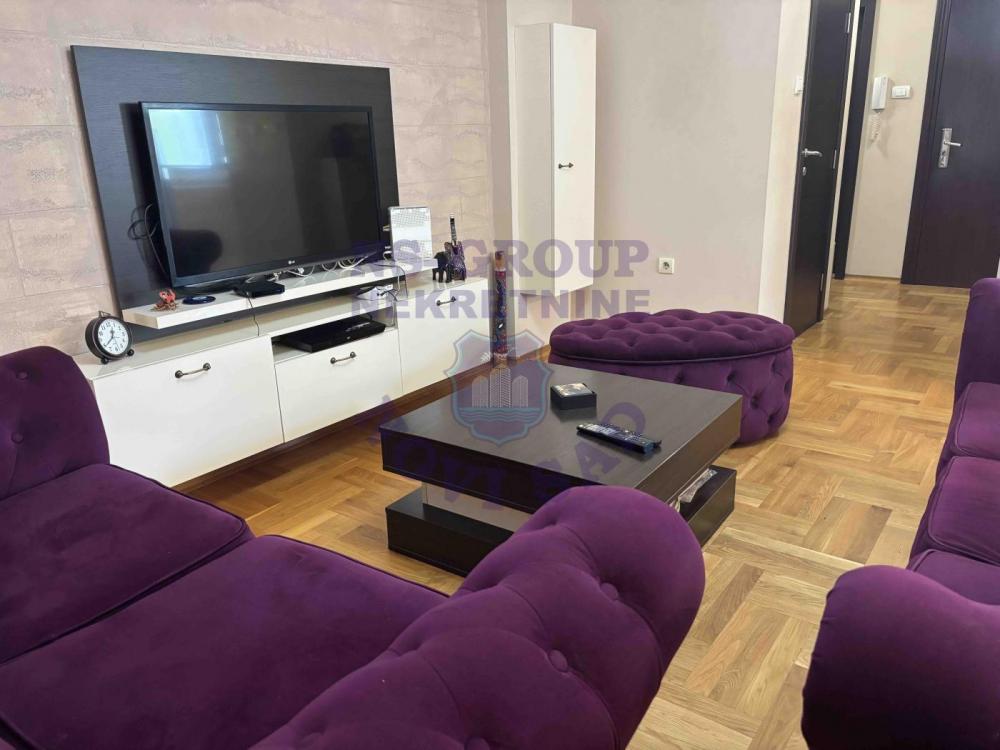 Slika 2 - Četvorosoban, 95m2, Grbavica Novi Sad