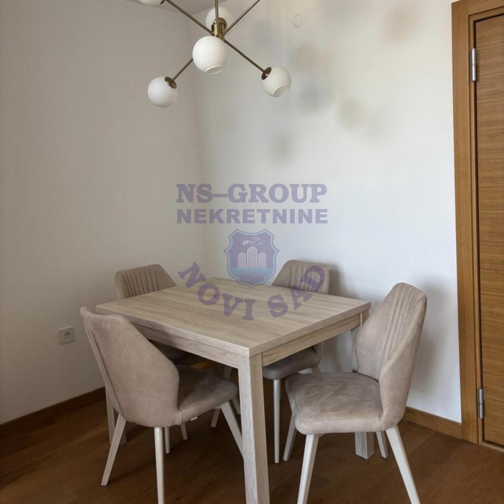 Slika 2 - Trosoban, 59m2, Nova Detelinara Novi Sad, sa terasom, ima lift