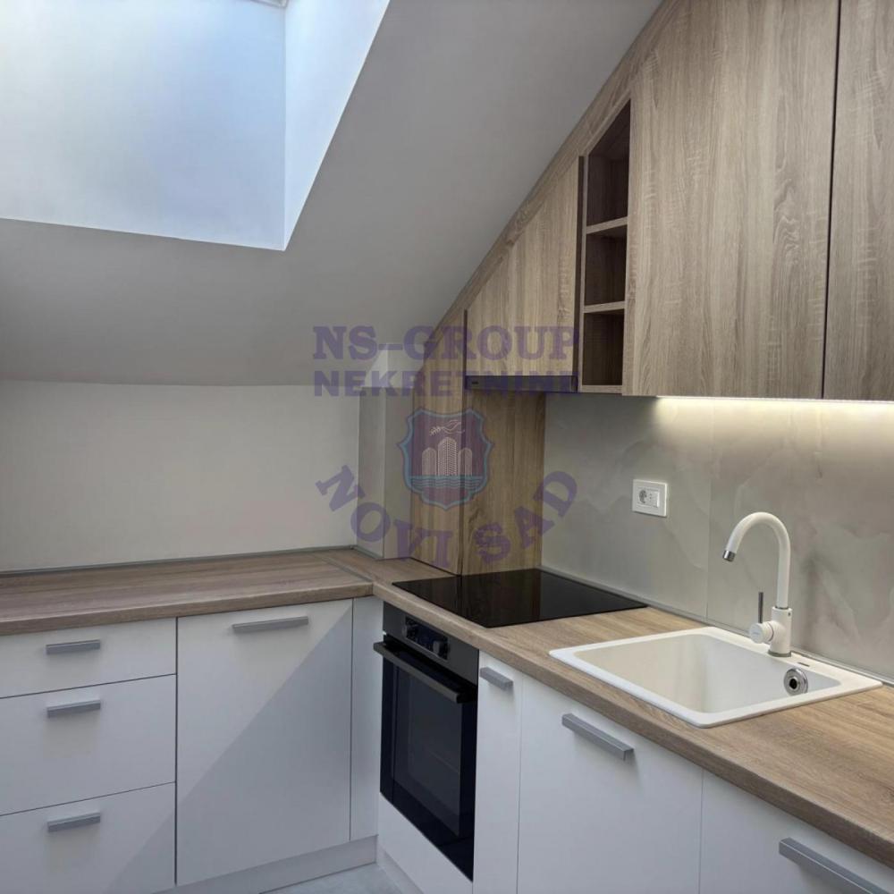 Slika 4 - Trosoban, 59m2, Nova Detelinara Novi Sad, sa terasom, ima lift