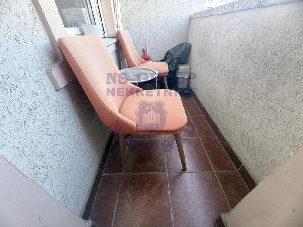 Slika 3 - Nudimo Vam dvoiposoban funkcionalan stan 