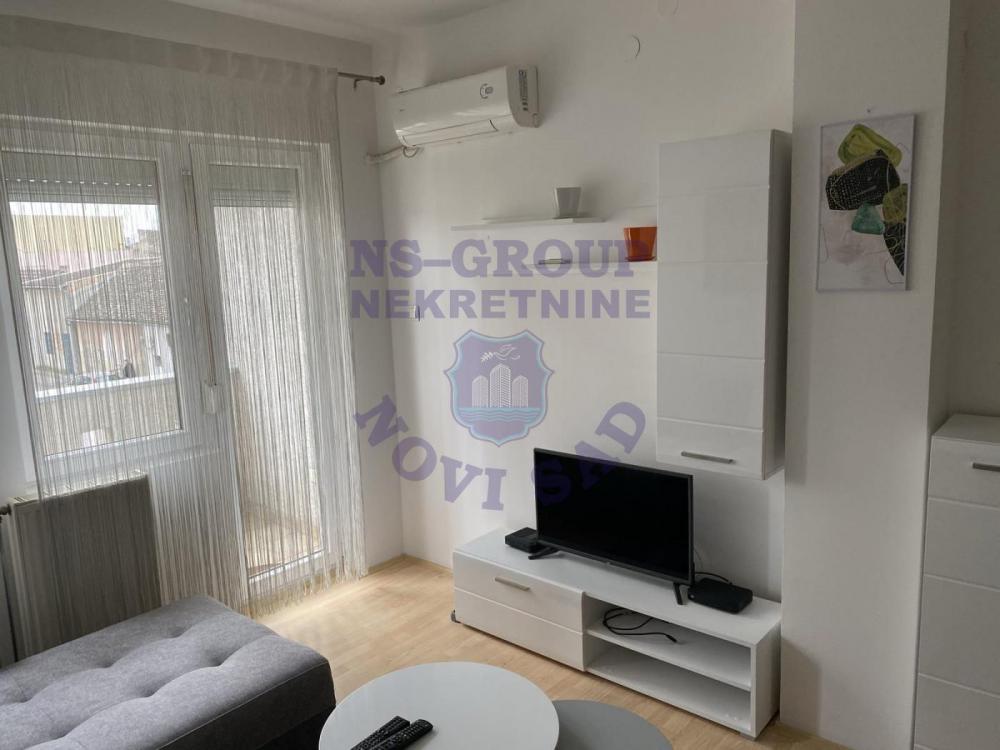 Slika 1 - VRHUNSKA INVESTICIJA / 5 MINUTA OD PESACKE ZONE