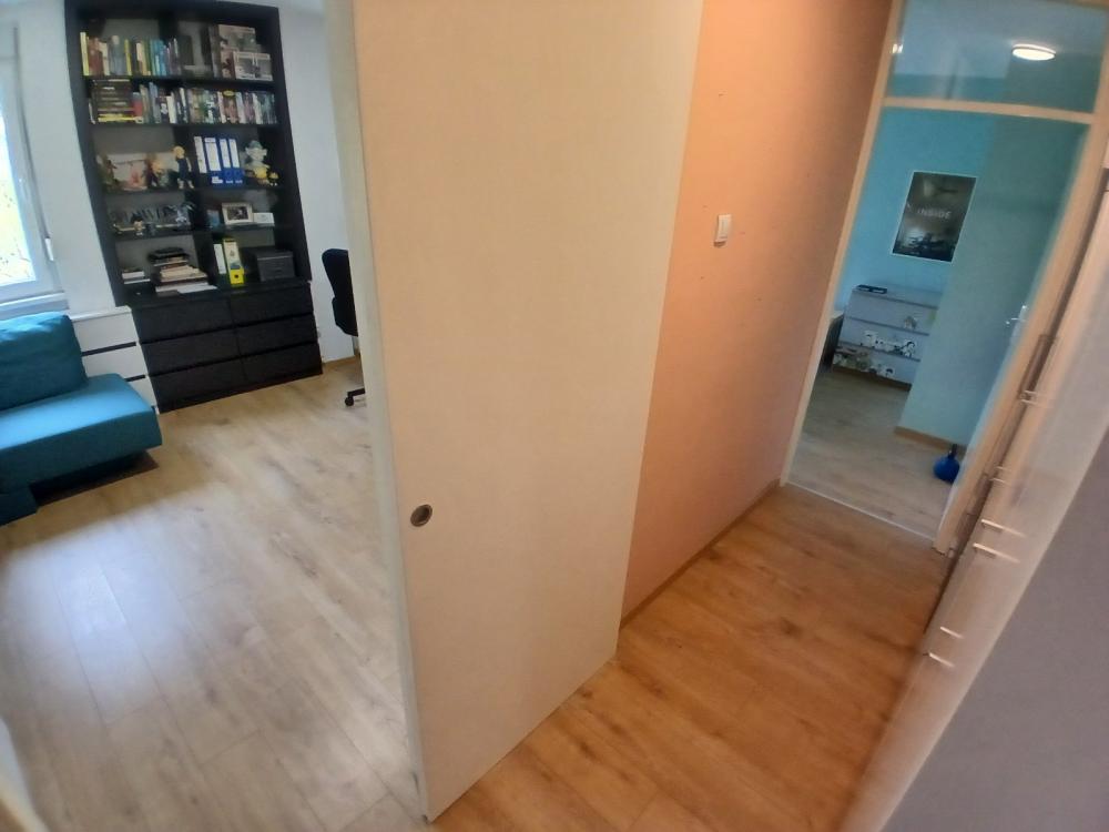 Slika 5 - Odličan trosoban stan na Socijalnom – prostran, svetao i na sjajnoj lokaciji!
