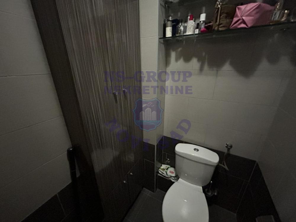 Slika 9 - Trosoban, 70m2, Bulevar oslobođenja Novi Sad, sa terasom, sa parkingom