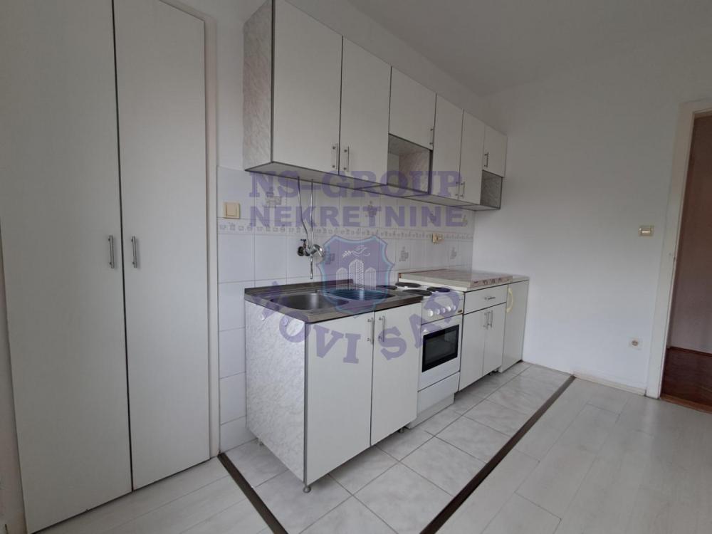 Slika 4 - 578050-Predstavljamo Vam izuzetno svetao, jednosoban stan na Grbavici. 