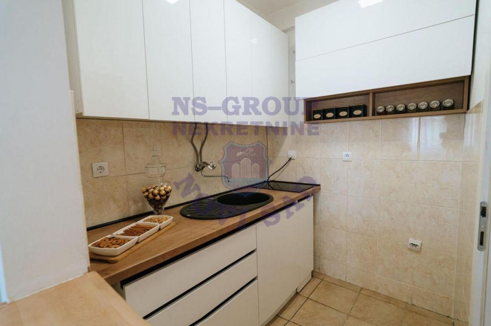 Slika 8 - Dvosoban, 39m2, Banatić Novi Sad, sa terasom, ima lift
