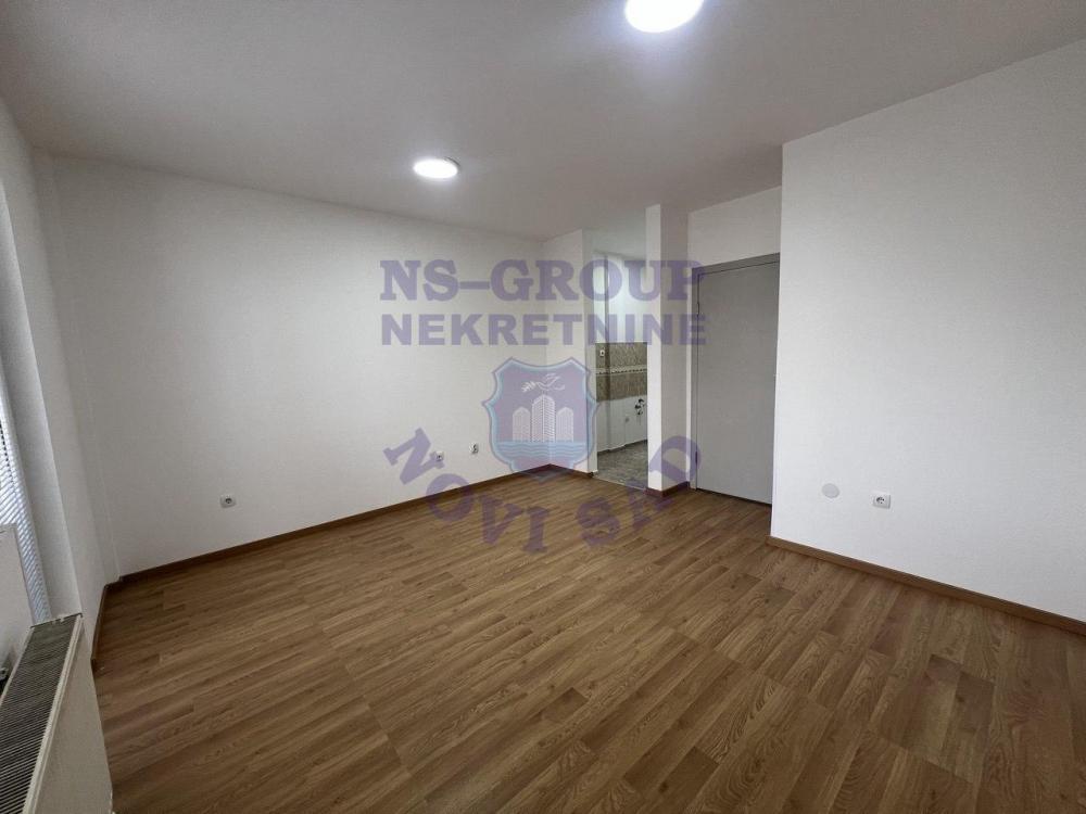 Glavna slika -Prodaje se stan na Bulevaru Patrijarha Pavla 26m2