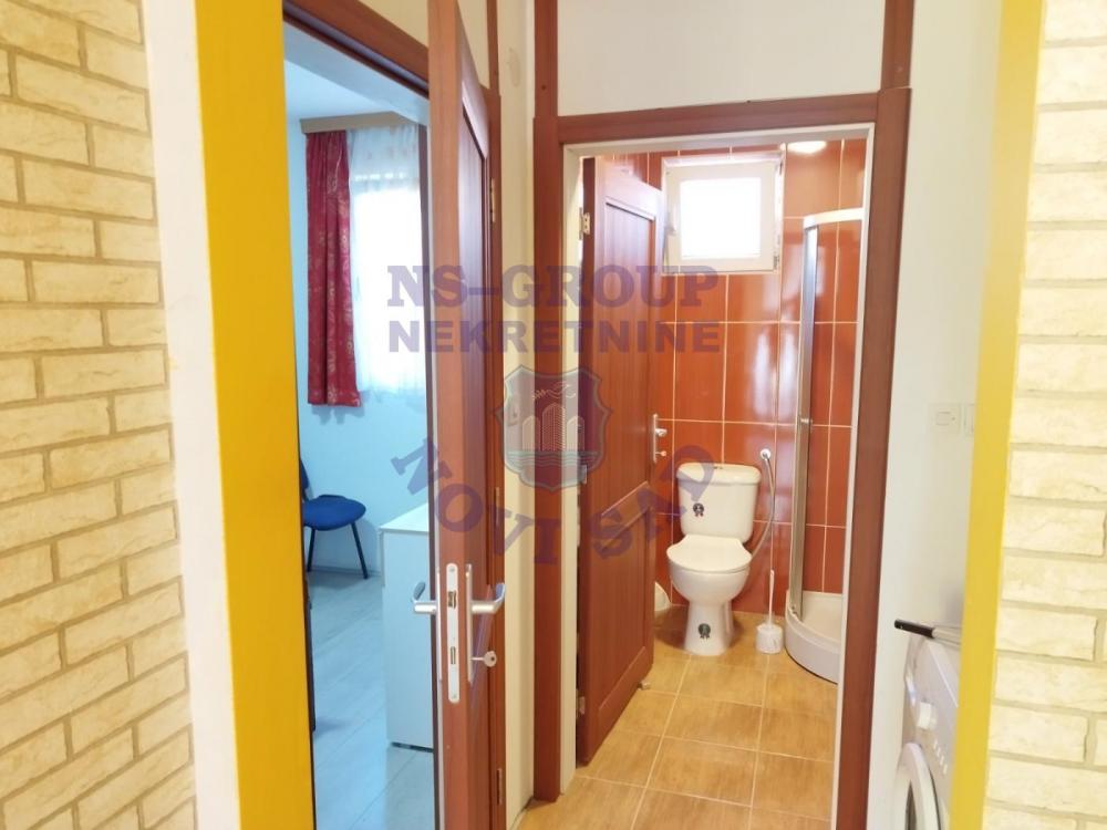 Slika 7 - Jednoiposoban, 33m2, Mišeluk Novi Sad