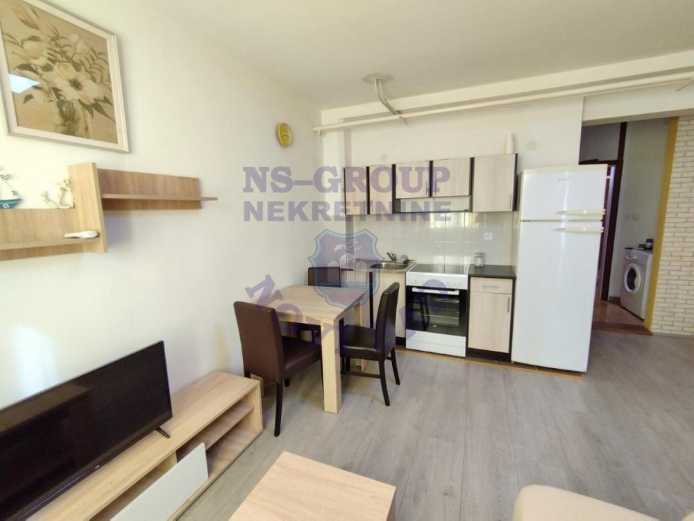 Slika 3 - Jednoiposoban, 33m2, Mišeluk Novi Sad