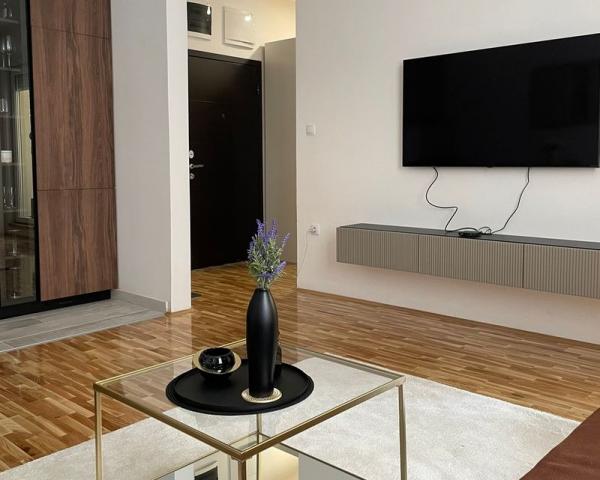 Slika 2 - Prelep i moderno opremljen stan!  521217