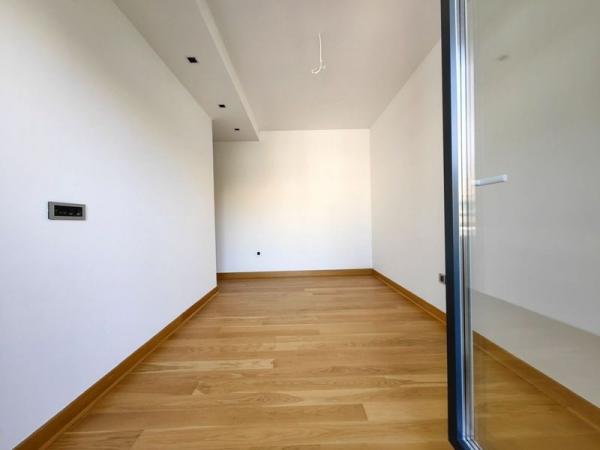 Slika 9 - Stan sa BAZENOM - Top ponuda