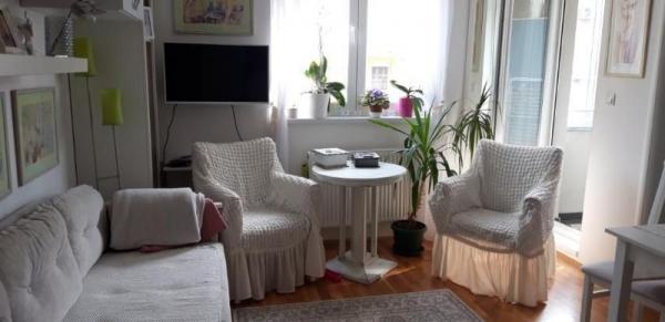 Slika 2 - Jednoiposoban, 30m2, Petrovaradin Novi Sad, sa terasom, sa parkingom