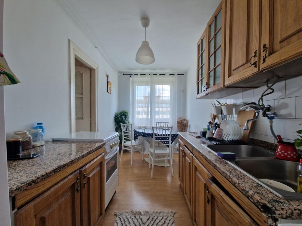 Slika 3 - Dvosoban, 55m2, Bulevar kralja Petra I Novi Sad, sa terasom