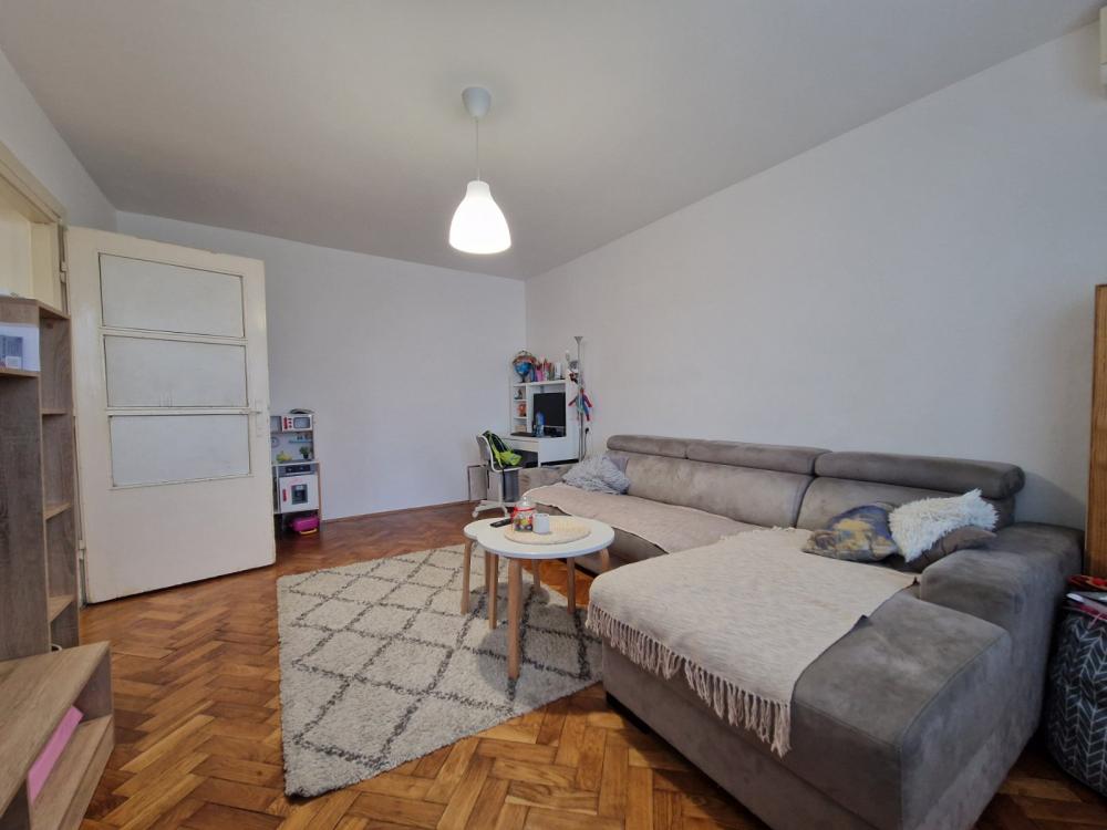 Slika 9 - Dvosoban, 55m2, Bulevar kralja Petra I Novi Sad, sa terasom