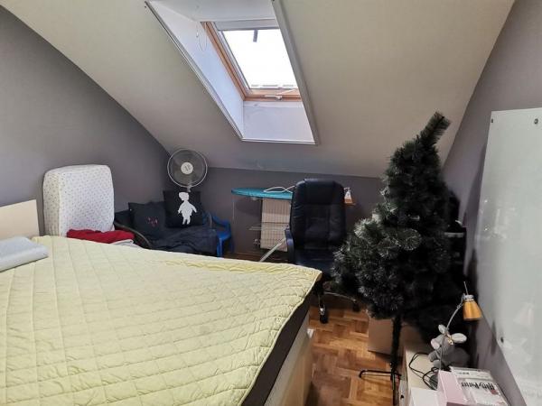 Slika 7 - Nova detelinara, stan j lokaciji koji se prodaje potpuno namešten i opremljen! š. 530042