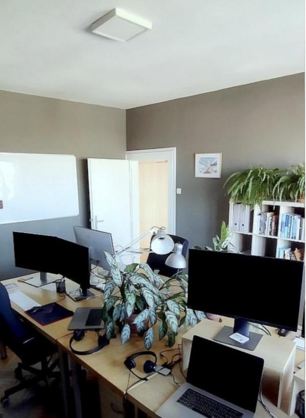 Slika 9 - Trosoban, 74m2, Novi Sad centar Novi Sad, sa terasom