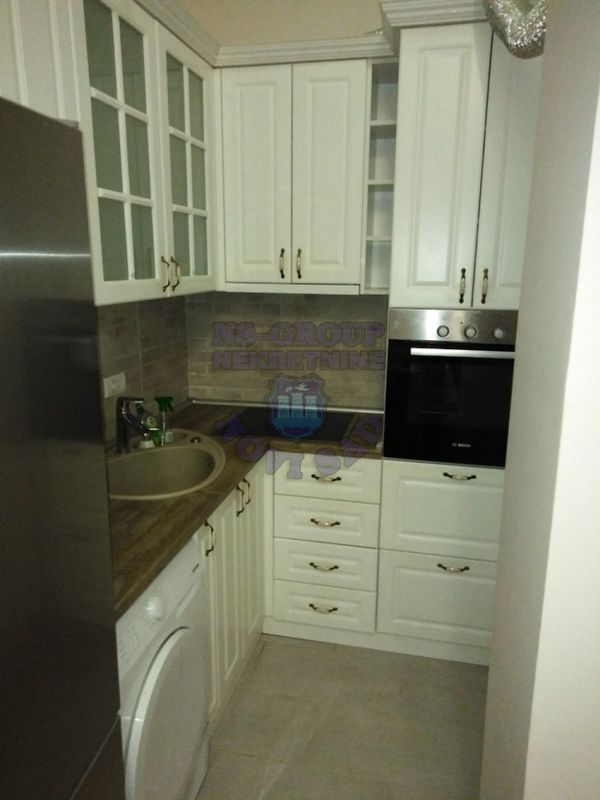 Slika 2 - Grbavica, kompletno namešten stan. š. 451830