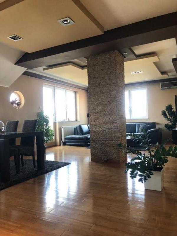 Slika 1 - Trosoban stan 124 m2 sa garažom na Novoj Detelinari