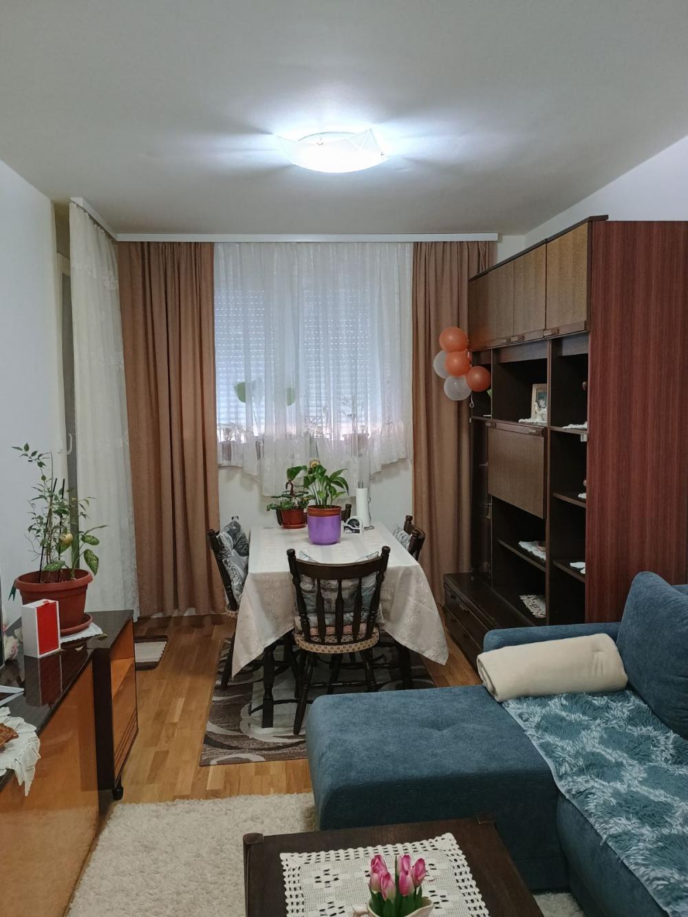 Glavna slika -Jednoiposoban, 42m2, Ratarska Novi Sad, sa terasom