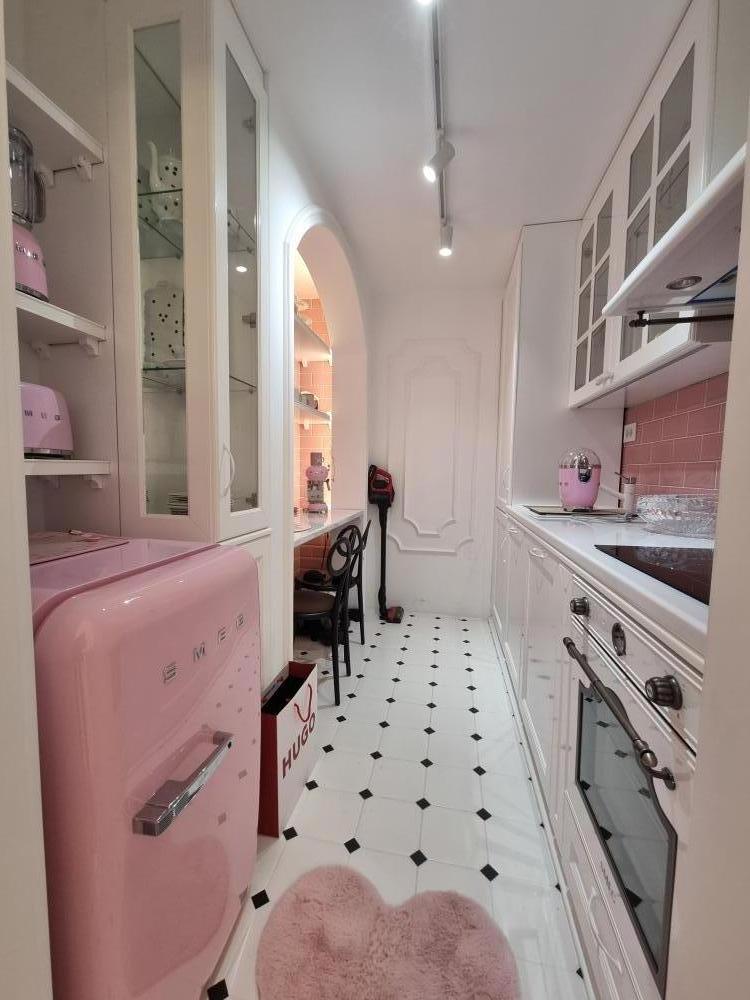 Slika 3 - CENTAR - NOVI SAD - SALONAC š. 531781