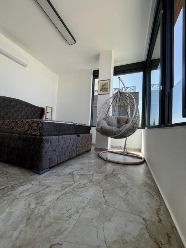 Slika 9 - Petosoban stan urbana vila