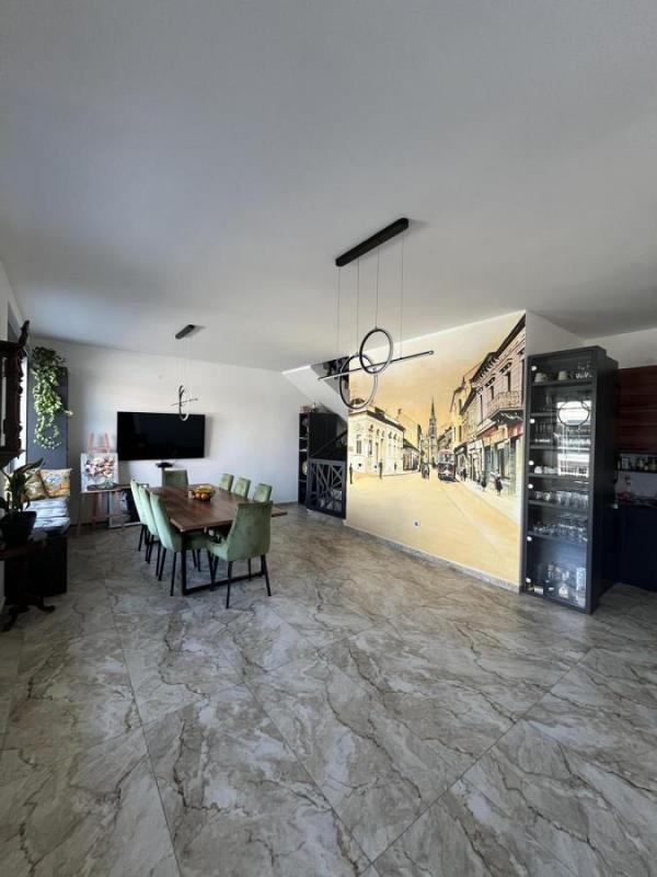 Slika 3 - Petosoban stan urbana vila