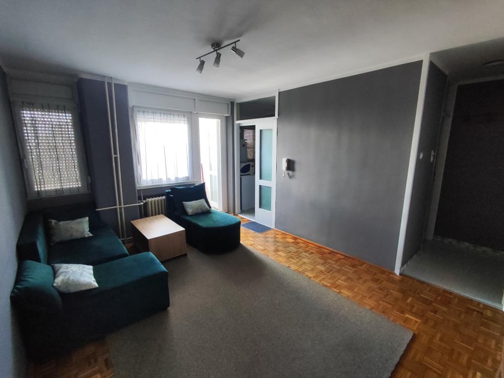 Slika 6 - Dvoiposoban, 42m2, Bul oslobodjenja 28 Novi Sad, sa terasom