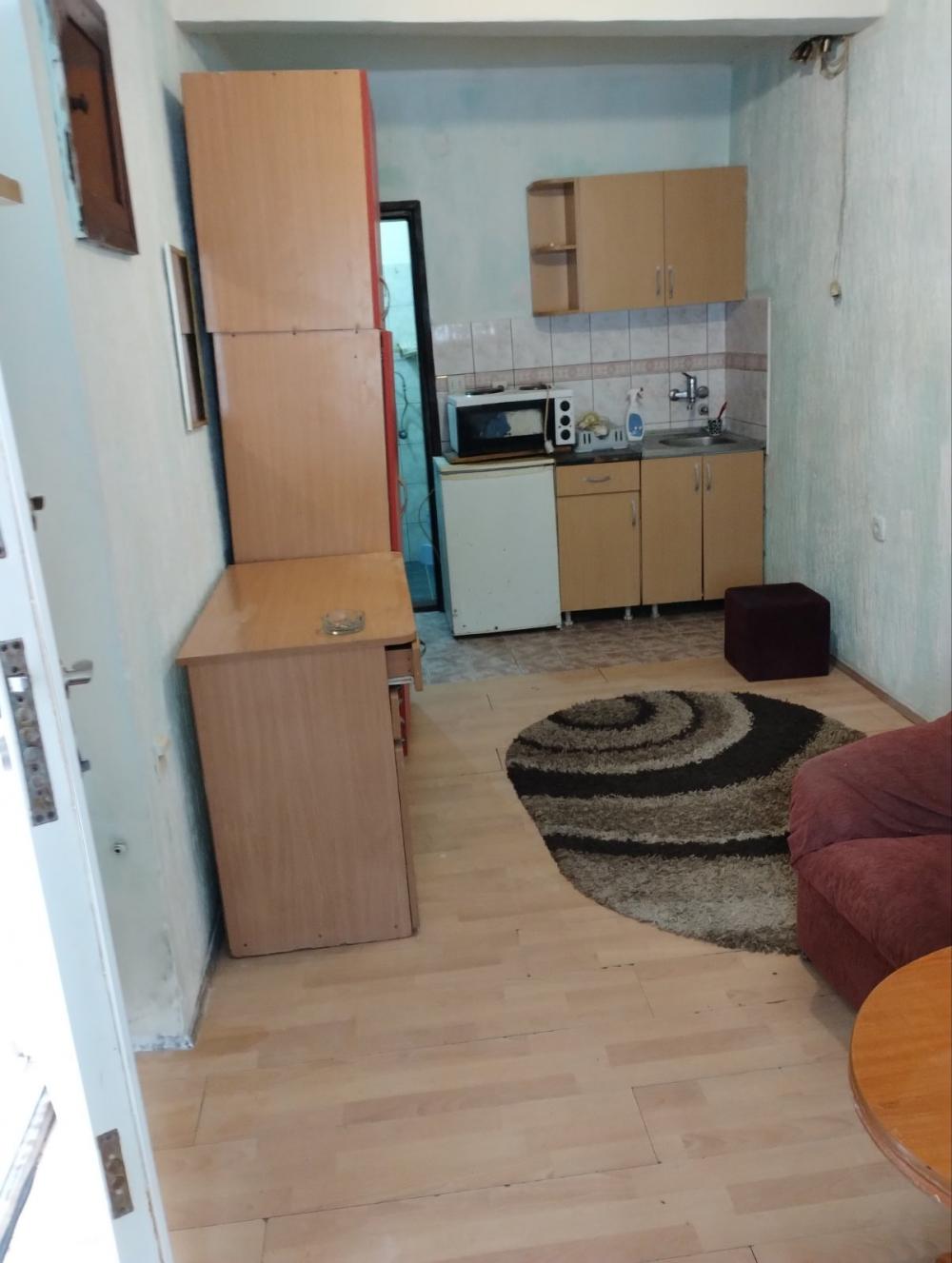 Slika 10 - Prodaja dvorišnog stana u centru Novog Sada 18 m2, odlična lokacija