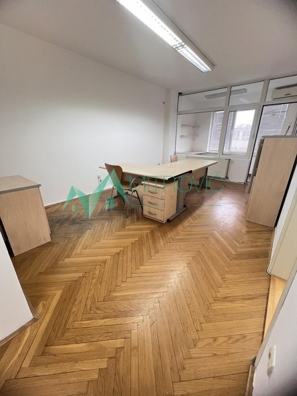 Slika 4 - Novi Sad, Bulevar oslobođenja - Dvosoban stan - poslovni apartman 46 m2 