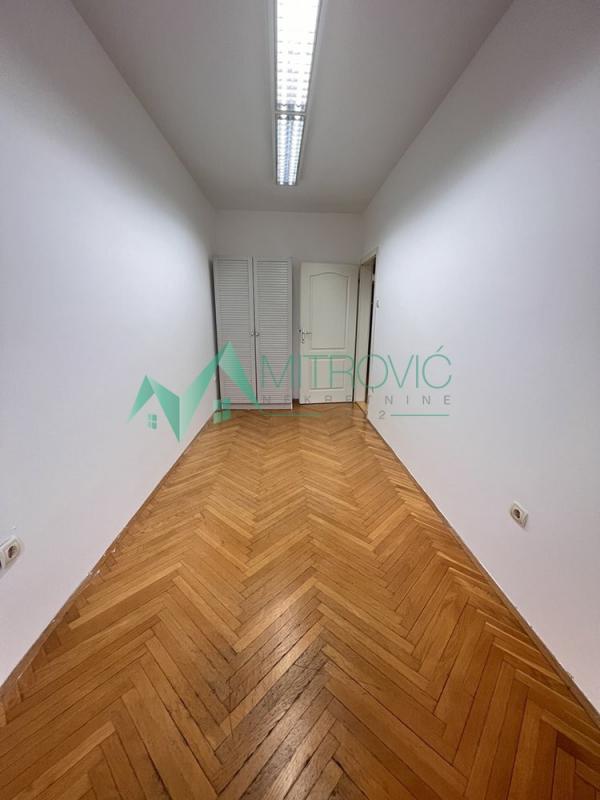 Slika 7 - Novi Sad, Bulevar oslobođenja - Dvosoban stan - poslovni apartman 46 m2 