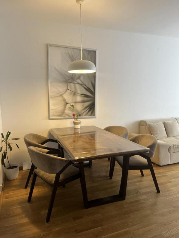 Slika 4 - Dvoiposoban stan Kraljev Park