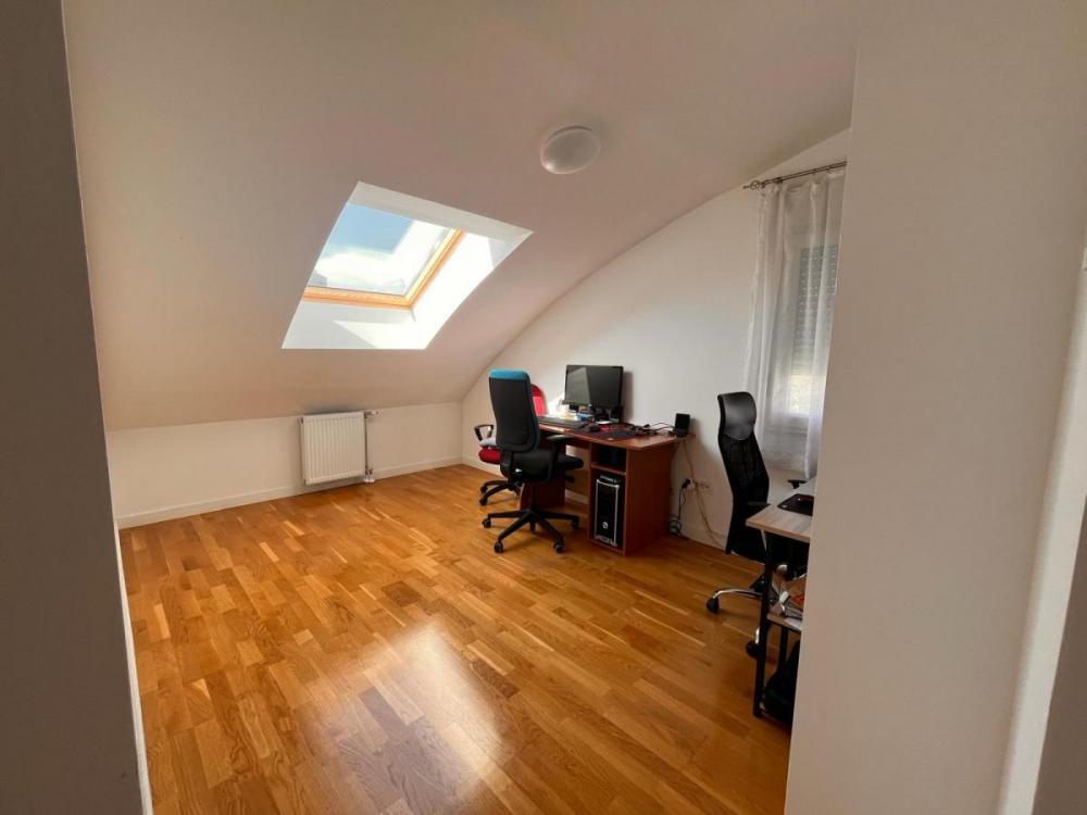 Slika 6 - Petosoban dupleks na Novom naselju