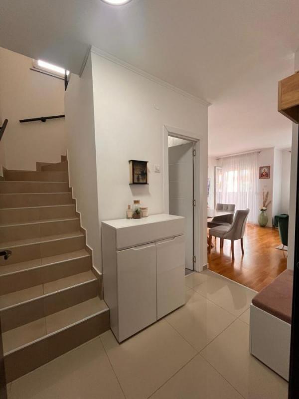 Slika 5 - Petosoban dupleks na Novom naselju